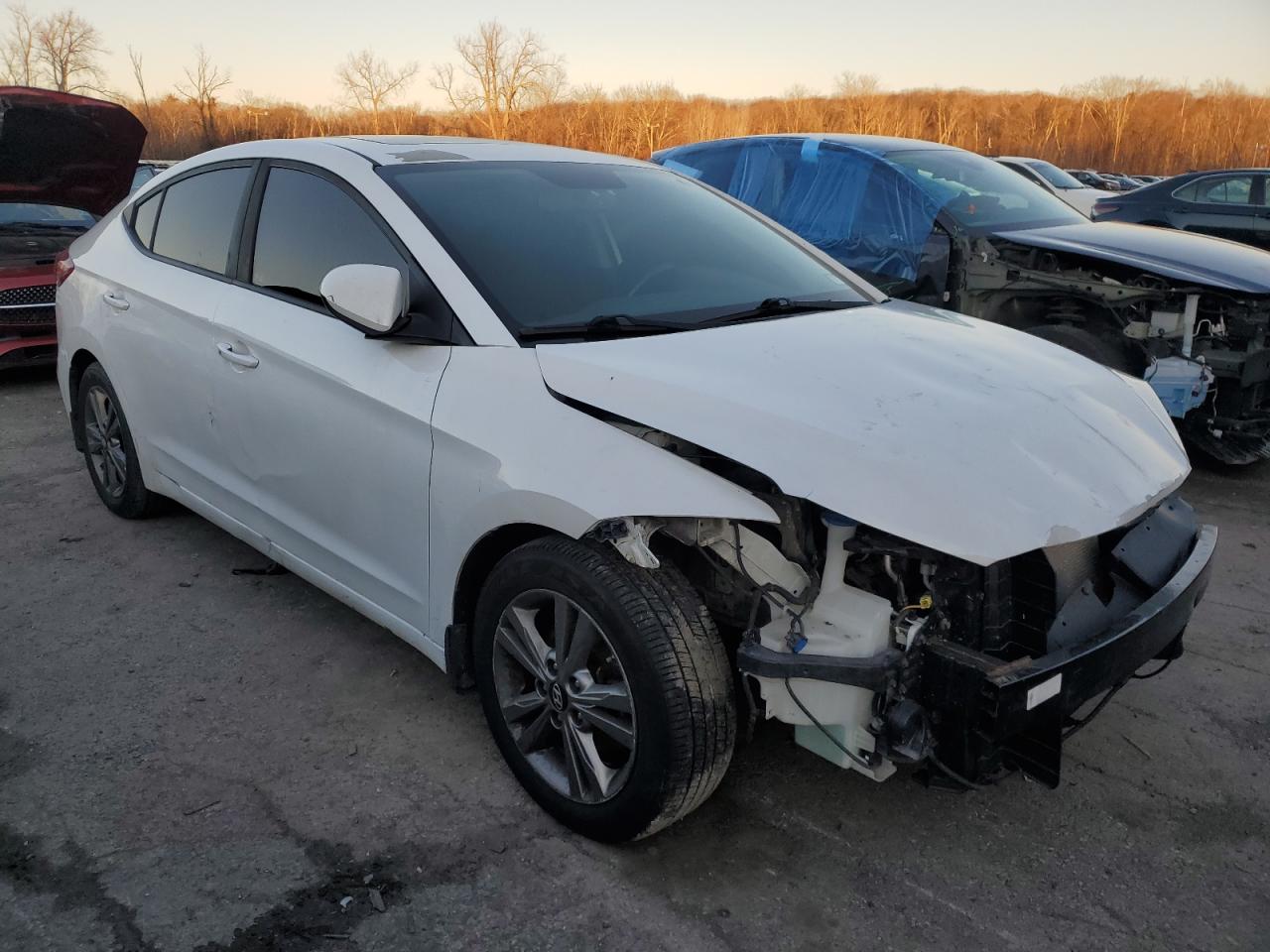 2018 Hyundai Elantra - Image 4