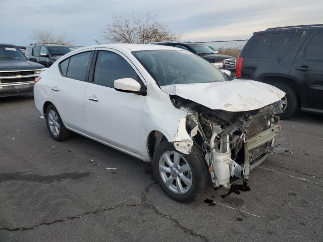  NISSAN VERSA 2017 Biały