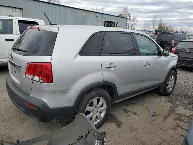  KIA SORENTO 2012 Серебристый