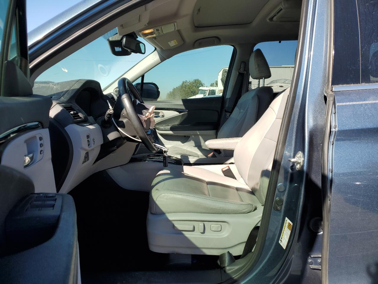 2017 Honda Pilot - Image 7