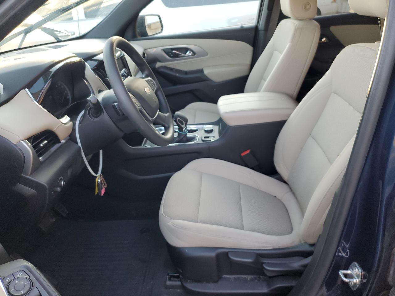2022 Chevrolet Traverse - Image 7