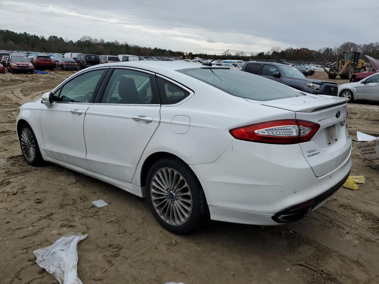 VIN 3FA6P0K94GR216774 2016 FORD FUSION no.2