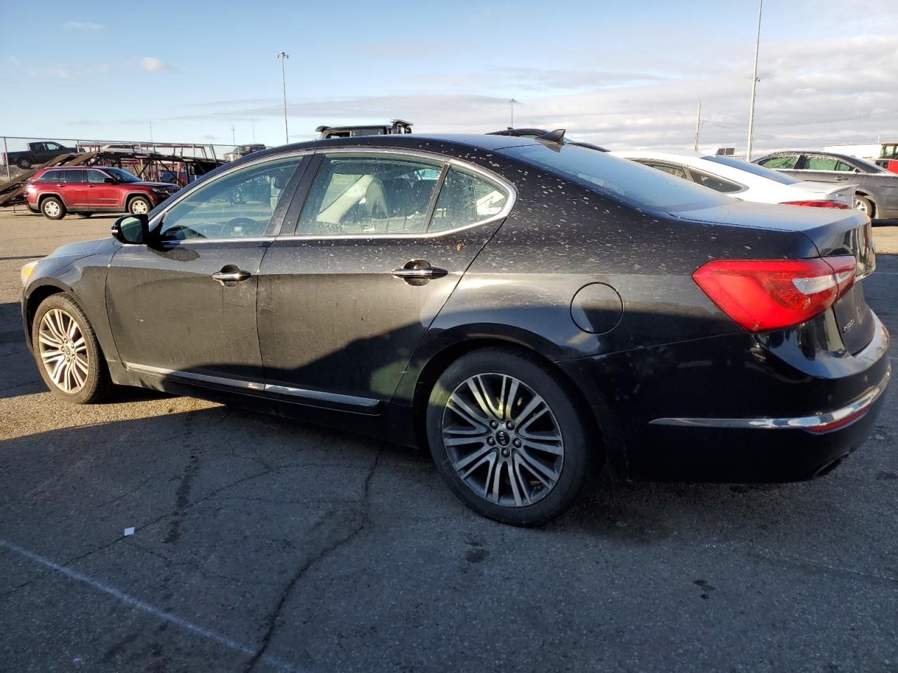 2014 Kia Cadenza - Image 2