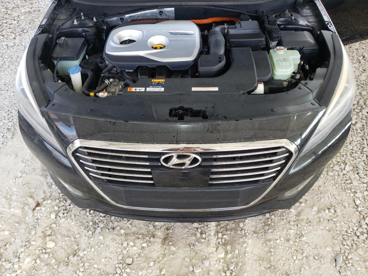 2016 Hyundai Sonata - Image 11