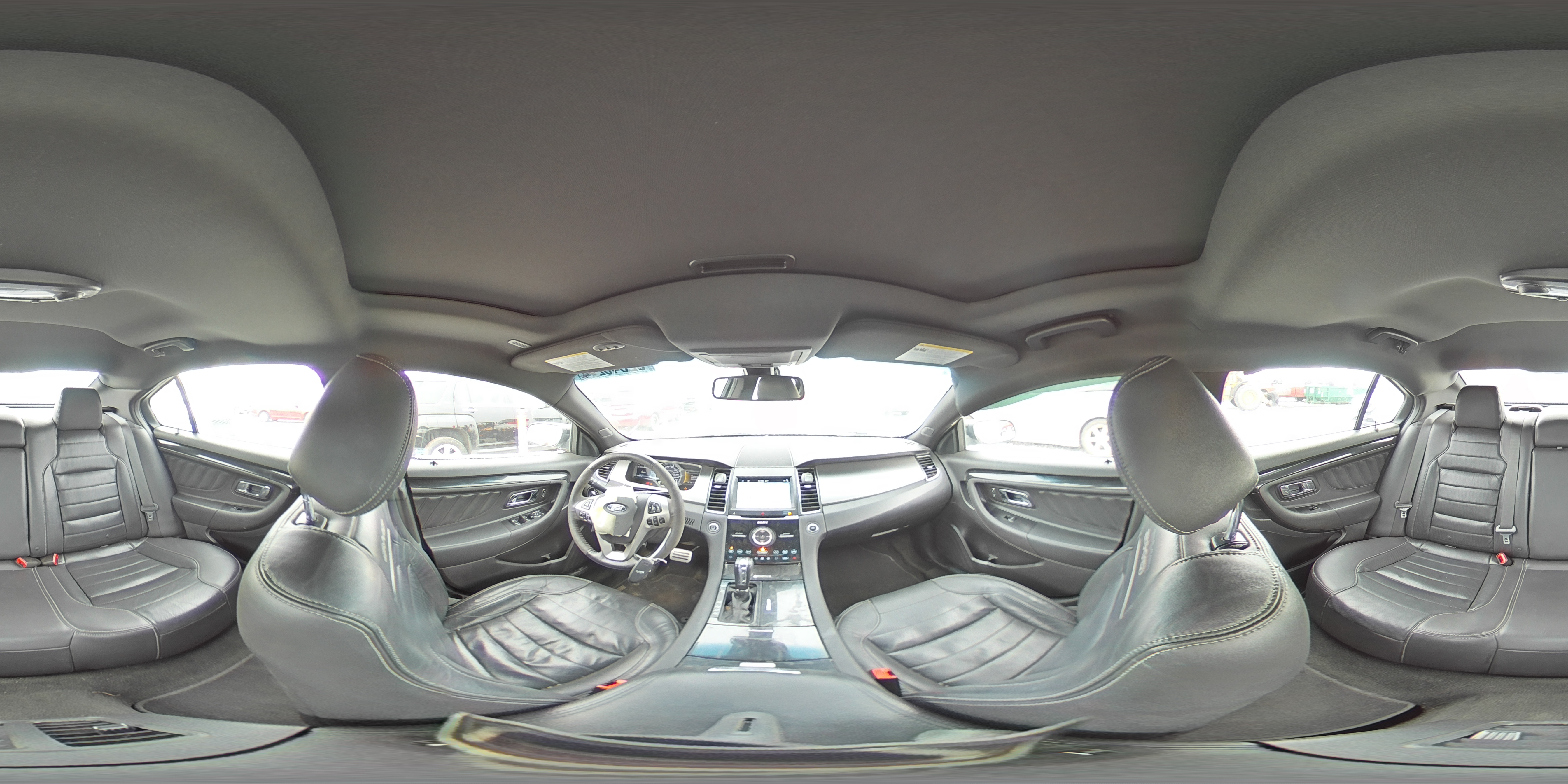 2016 Ford Taurus - Image 12