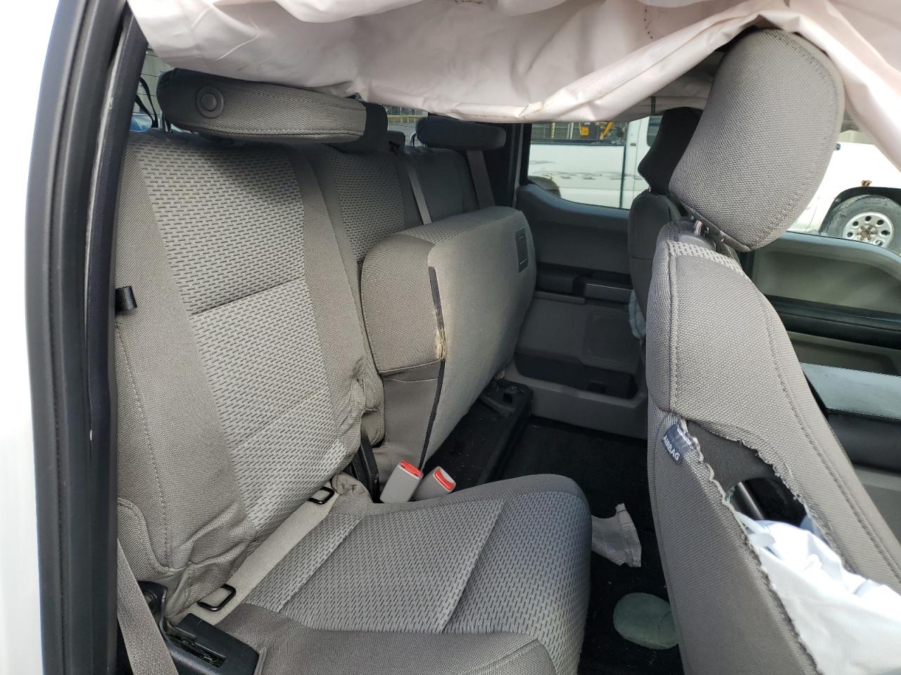 2017 Ford F-150 - Image 10