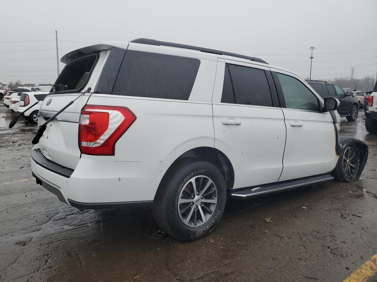 VIN 1FMJU1JT7MEA46016 2021 FORD EXPEDITION no.3