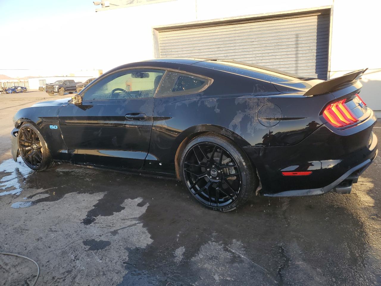 VIN 1FA6P8CFXJ5123688 2018 FORD MUSTANG no.2