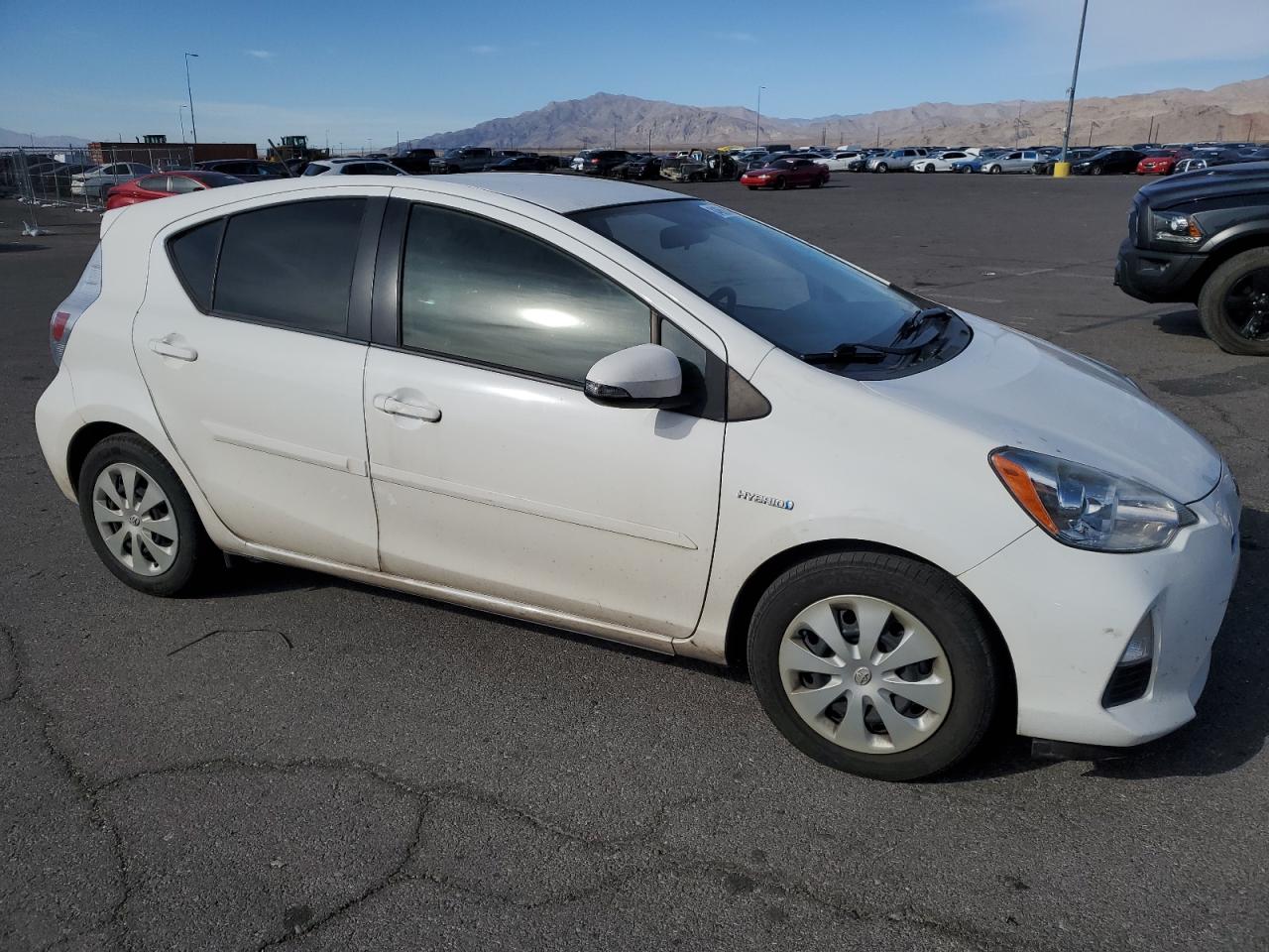 VIN JTDKDTB37D1536692 2013 TOYOTA PRIUS no.4