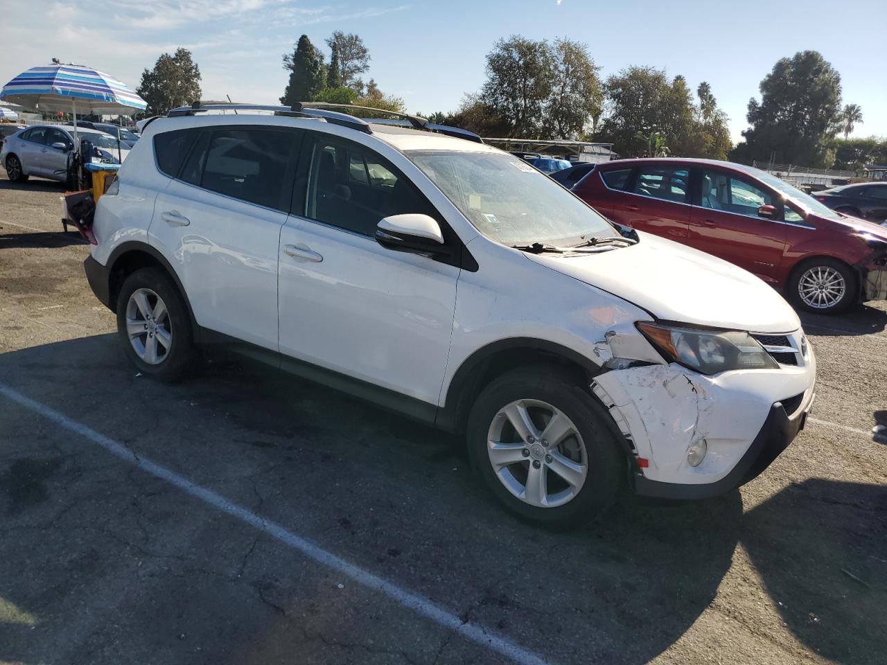 VIN JTMWFREV0DD007515 2013 TOYOTA RAV4 no.4