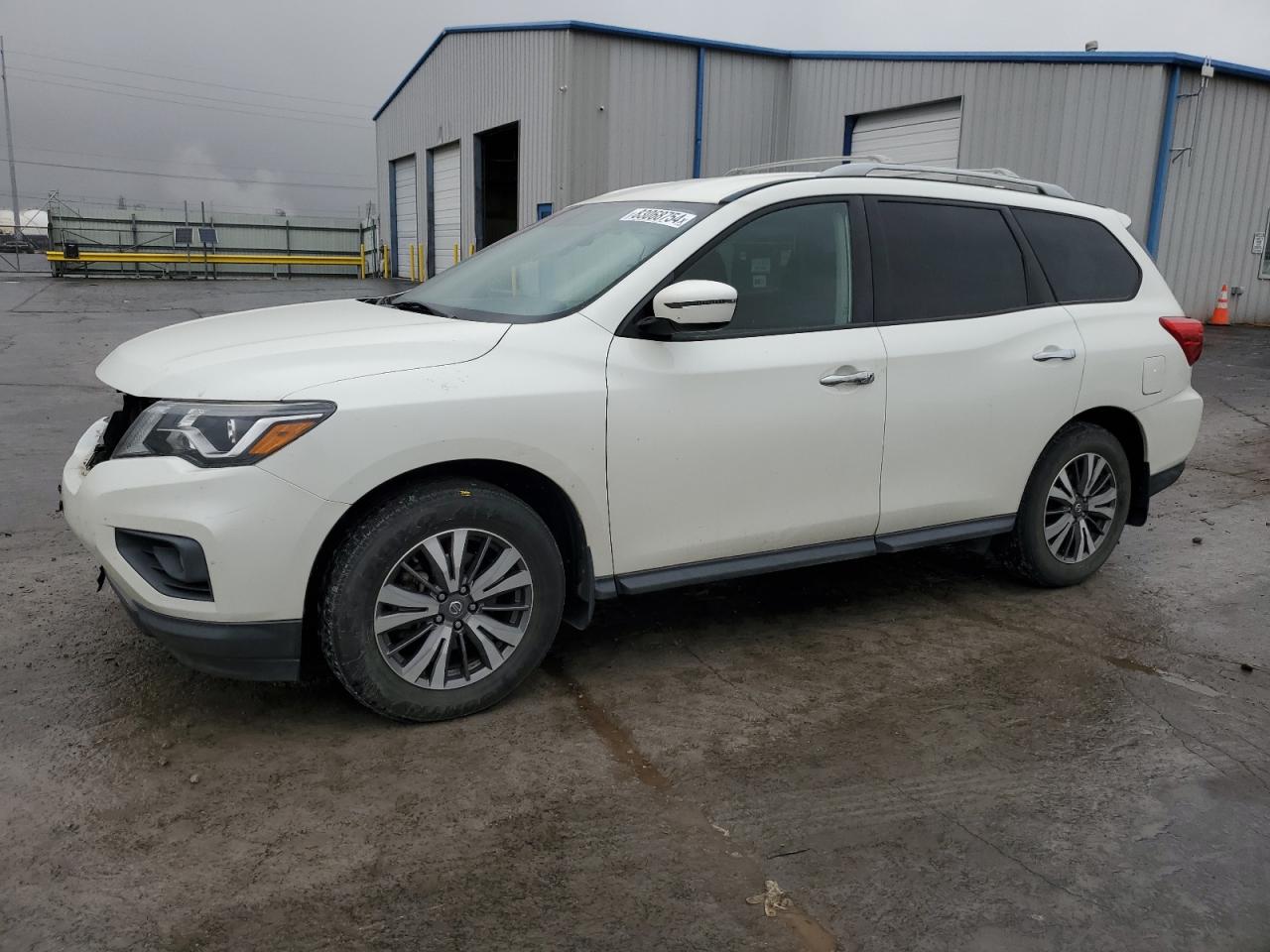2020 Nissan Pathfinder - Image 1