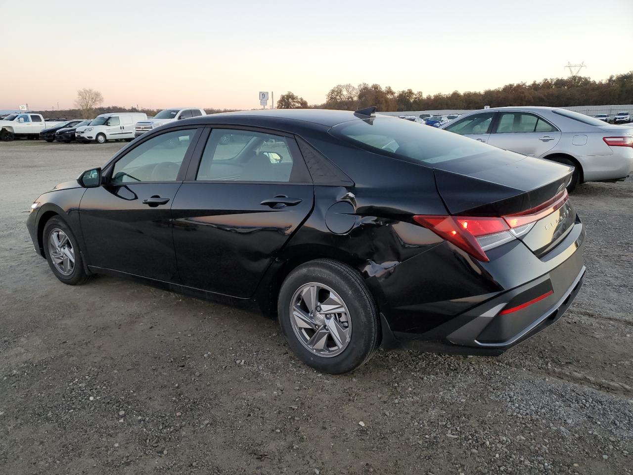 VIN KMHLL4DG2RU692721 2024 HYUNDAI ELANTRA no.2