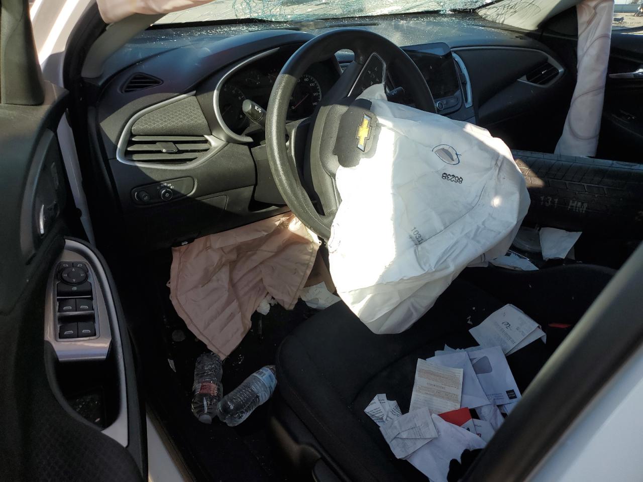 2019 Chevrolet Malibu - Image 8