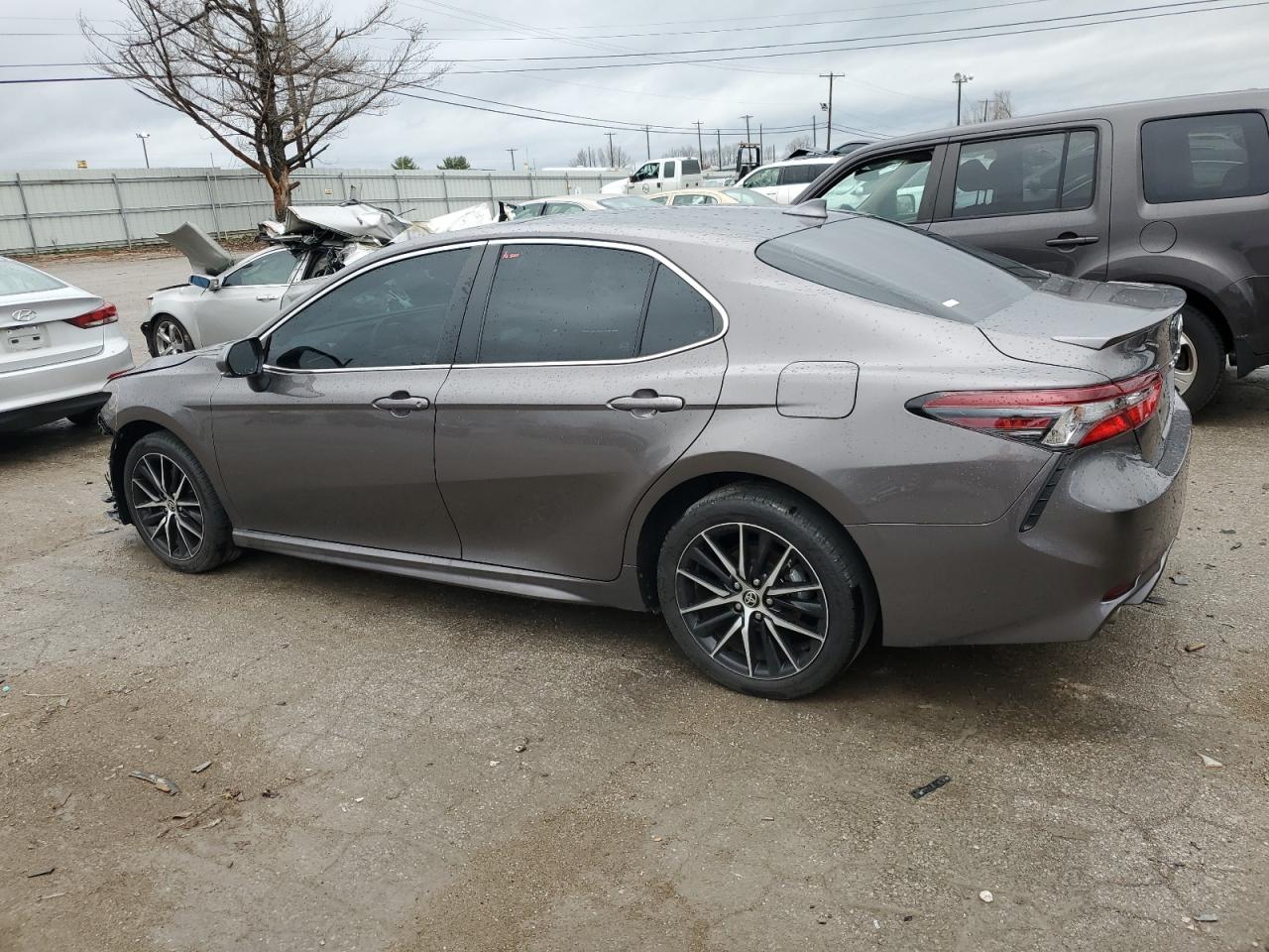 4T1S31AK1NU587309 2022 TOYOTA CAMRY - Image 2