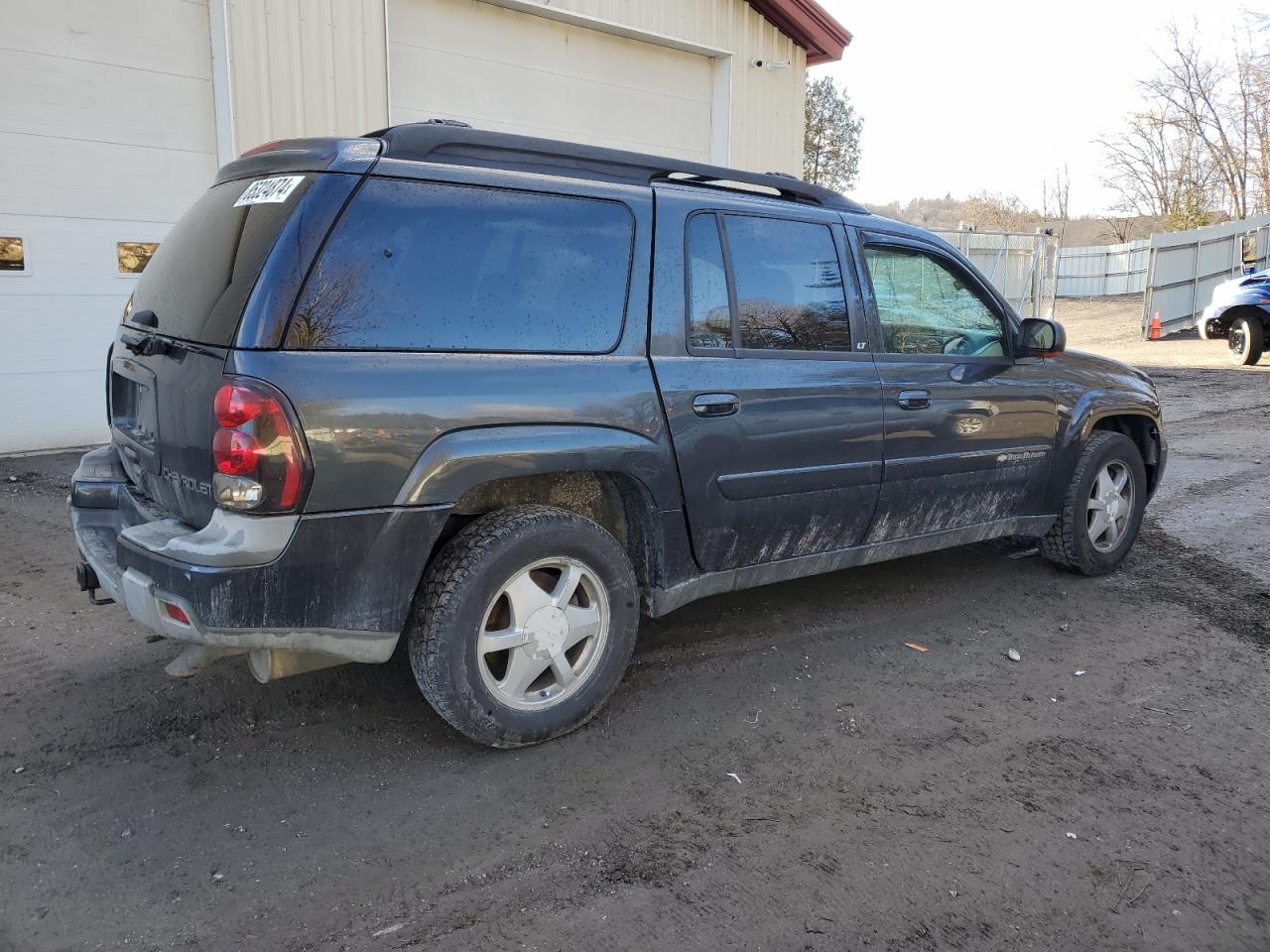 2004 Chevrolet TrailBlazer - Image 3