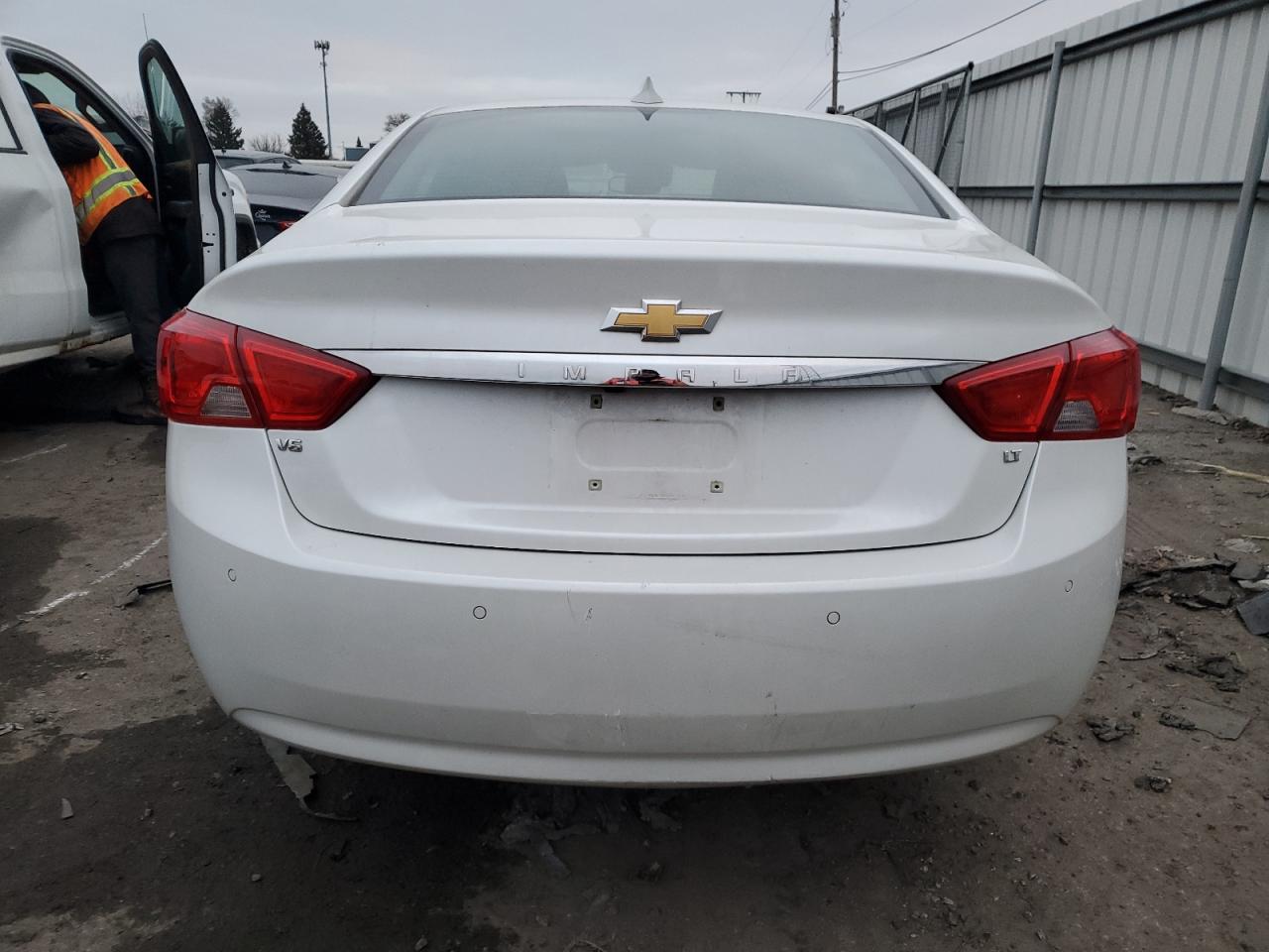 2016 Chevrolet Impala - Image 6
