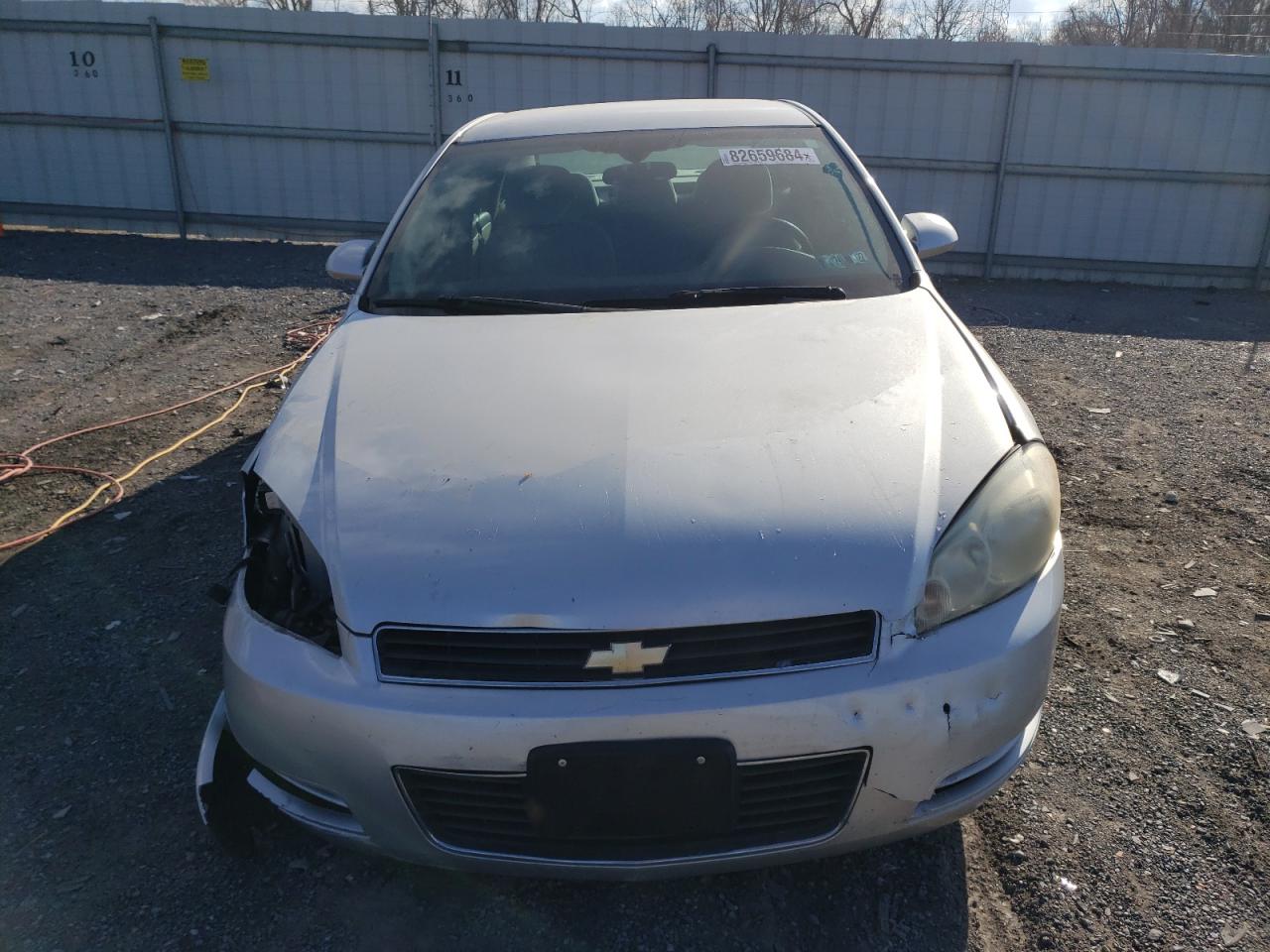2010 Chevrolet Impala - Image 5