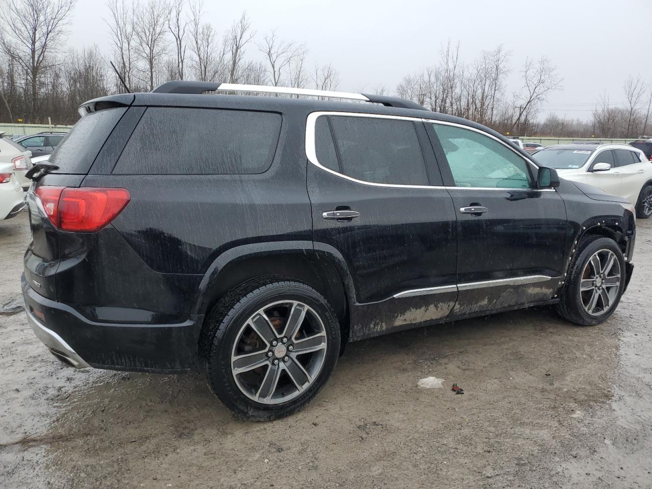 2017 GMC Acadia - Image 3