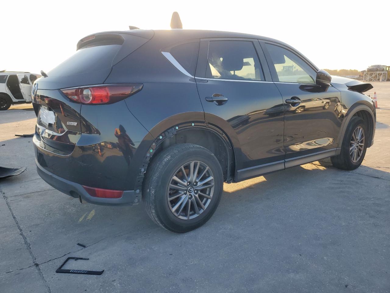 VIN JM3KFABM3J1456820 2018 MAZDA CX-5 no.3