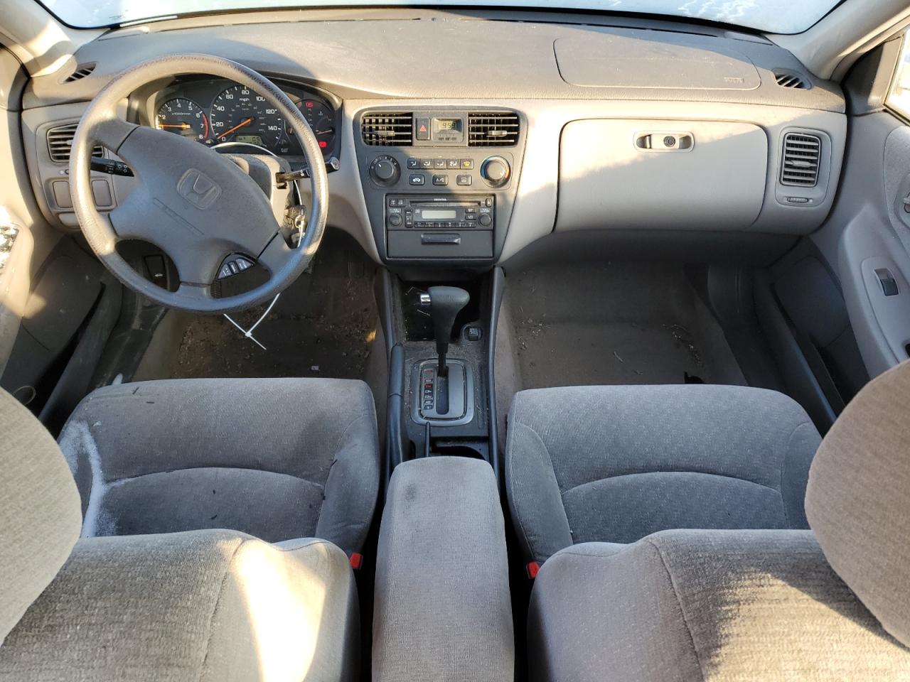 2001 Honda Accord - Image 8