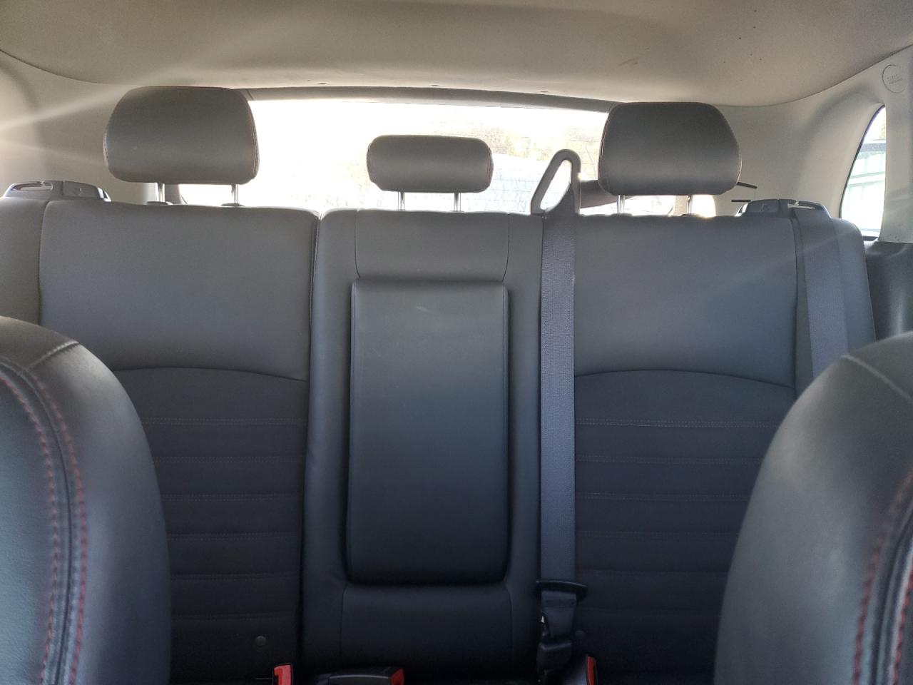2018 Mitsubishi Outlander - Image 10
