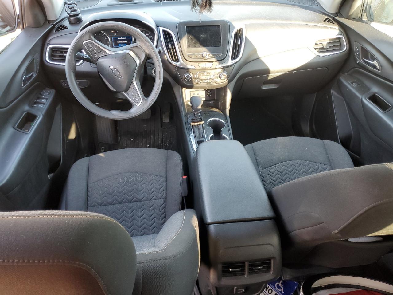 2023 Chevrolet Equinox - Image 8