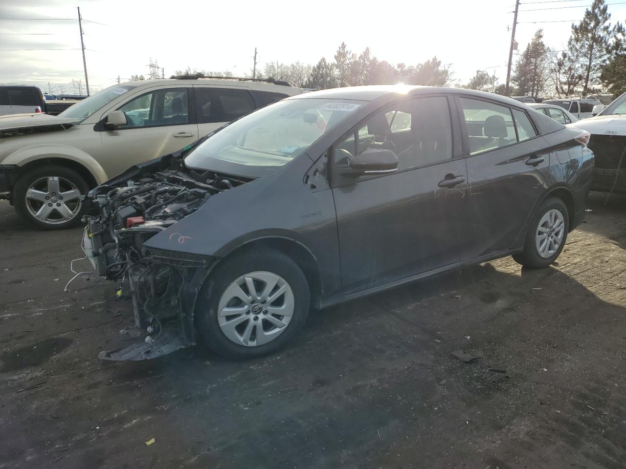 VIN JTDKBRFU3J3597209 2018 TOYOTA PRIUS no.1