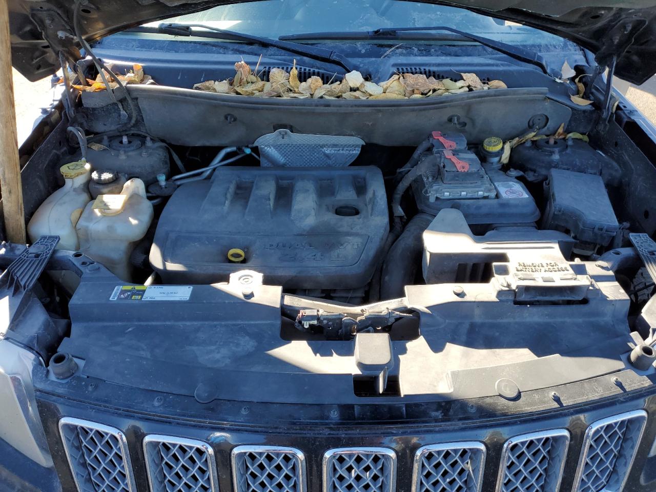 2014 Jeep Compass - Image 13