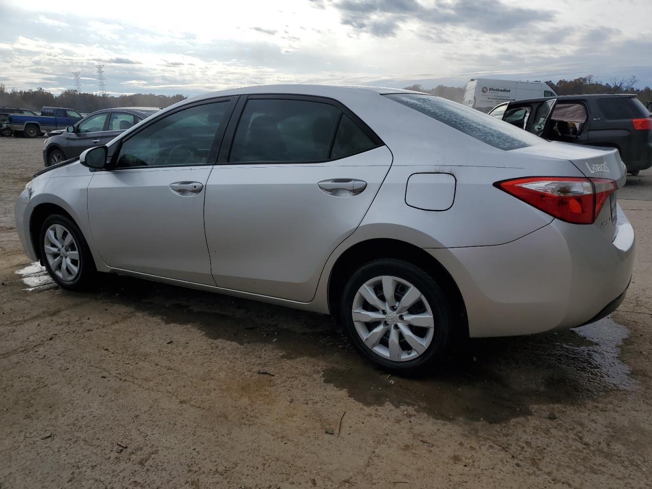 VIN 5YFBURHE9GP539069 2016 TOYOTA COROLLA no.2