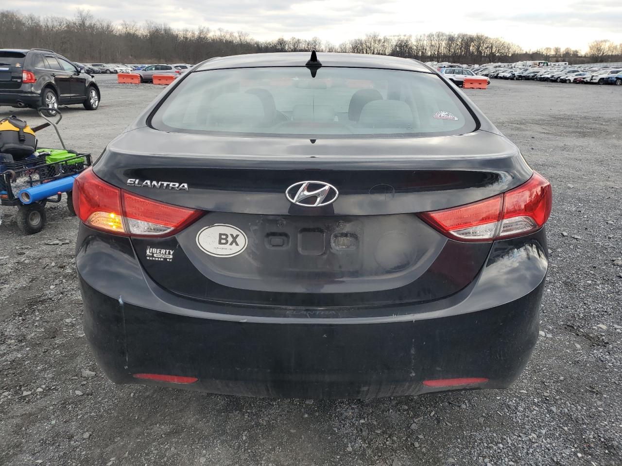 2013 Hyundai Elantra - Image 6