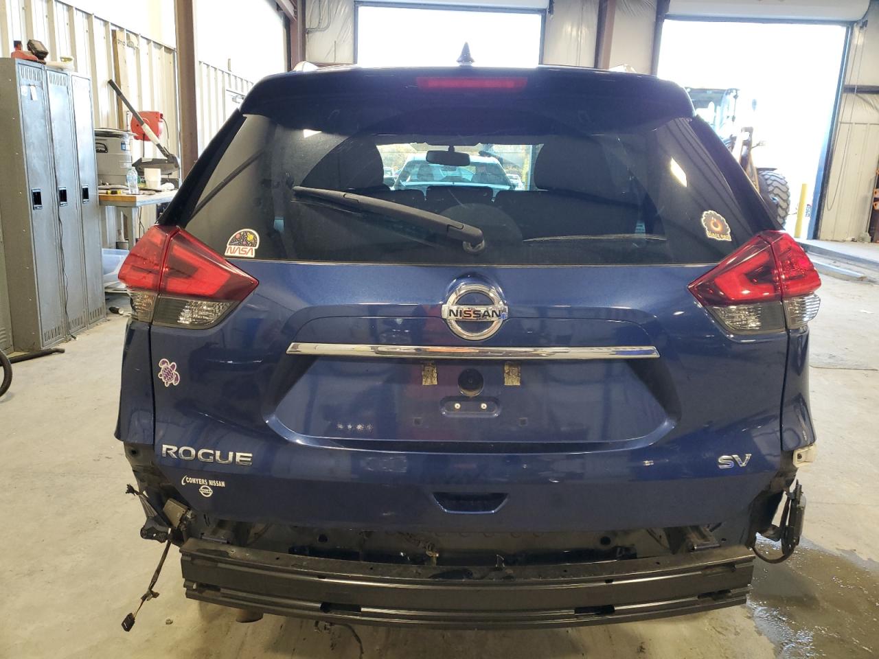 2017 Nissan Rogue - Image 6