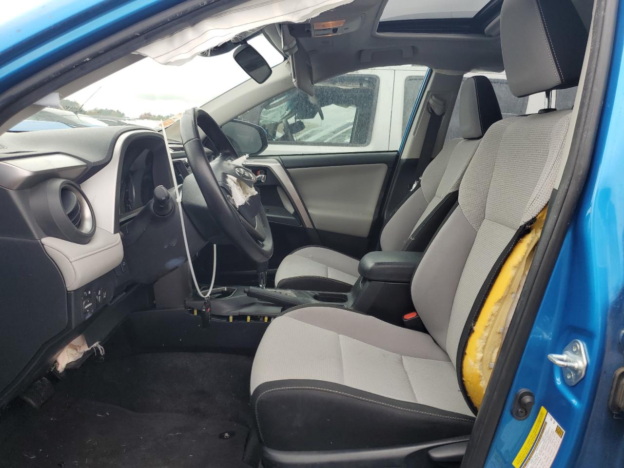 2017 Toyota RAV 4 - Image 7