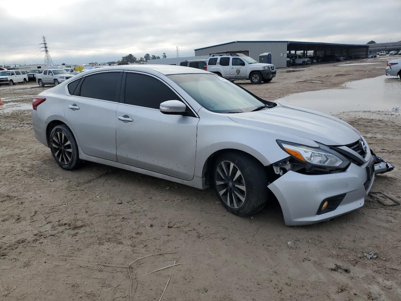 VIN 1N4AL3AP2JC188888 2018 NISSAN ALTIMA no.4