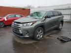 New Britain, CT에서 판매 중인 2019 Toyota Highlander Hybrid Limited - Front End