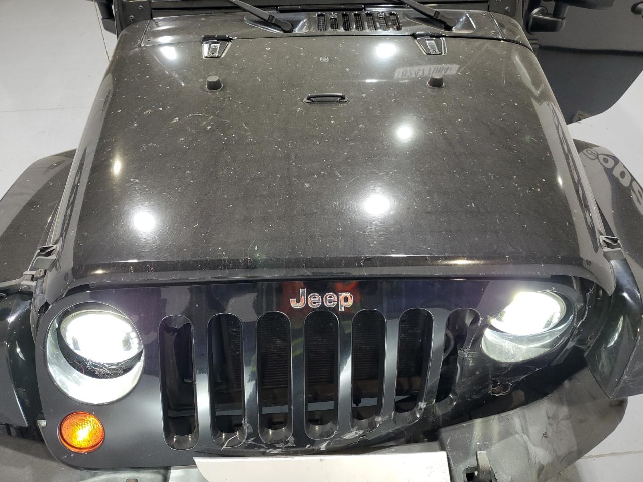 2010 Jeep Wrangler - Image 12