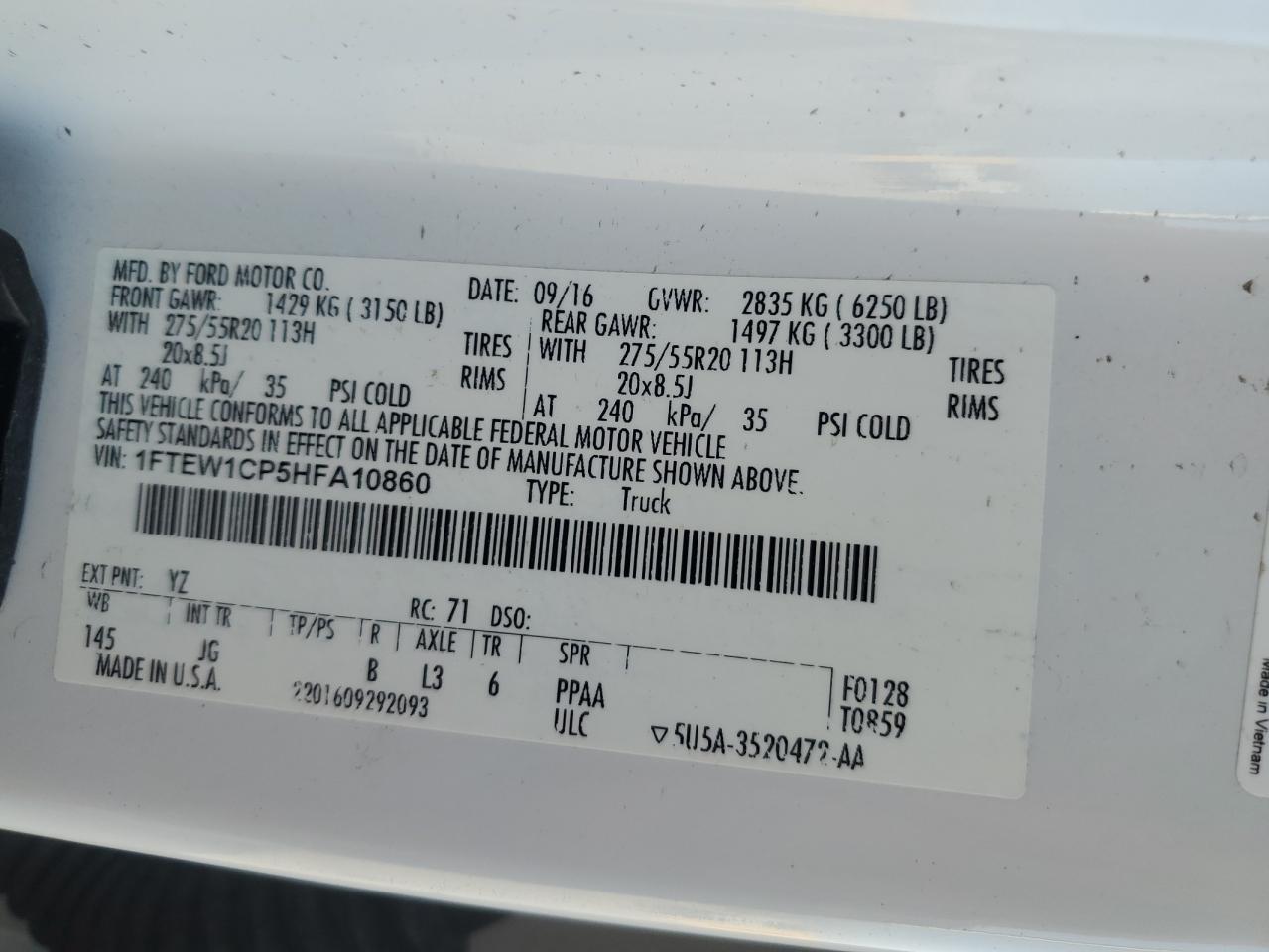 2017 Ford F-150 - Image 12