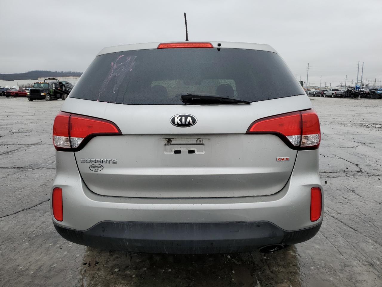 VIN 5XYKT3A61FG566756 2015 KIA SORENTO no.6