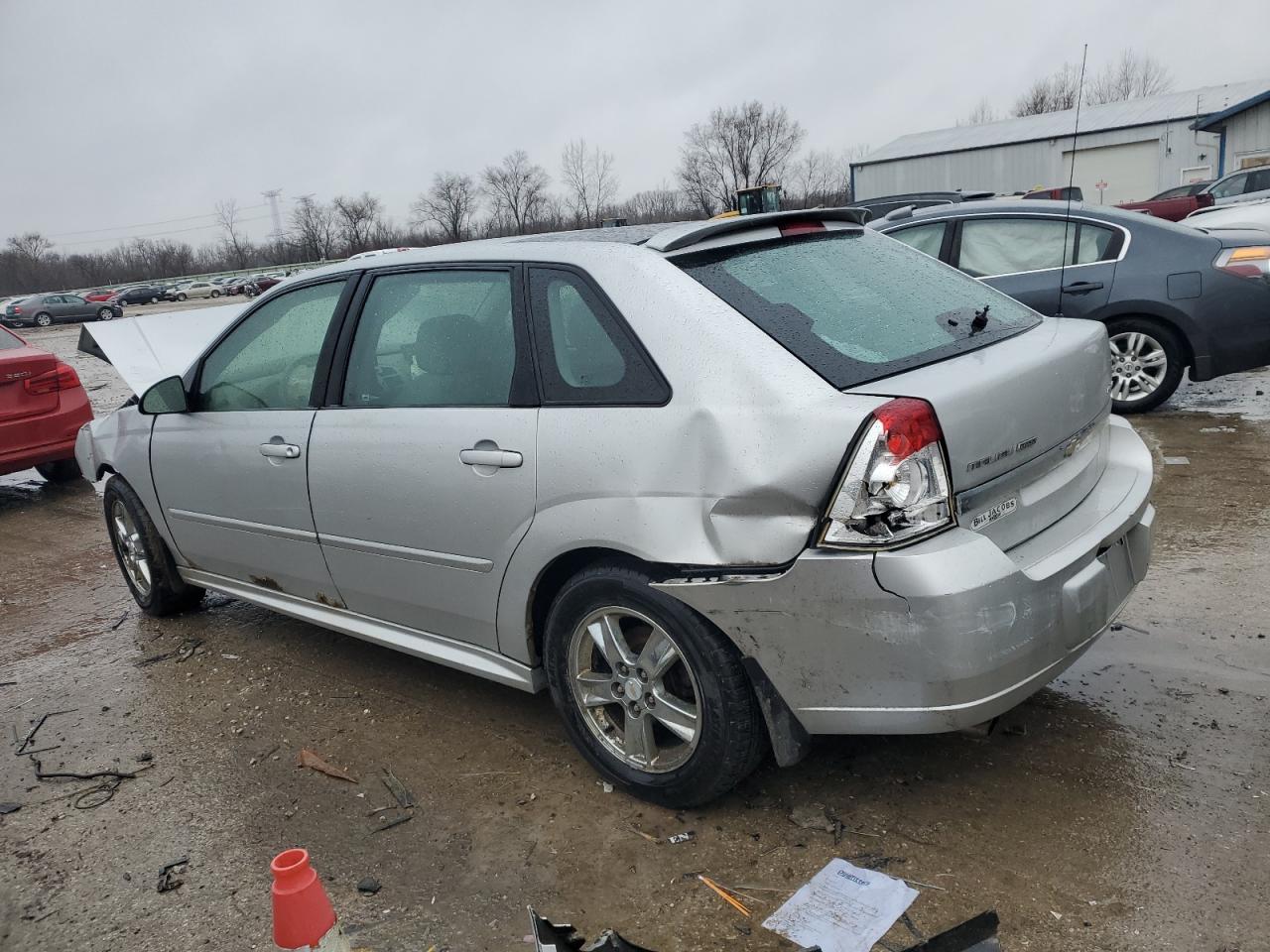 2005 Chevrolet Malibu - Image 2
