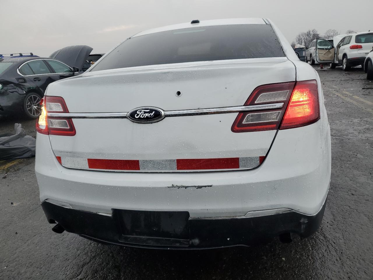 2014 Ford Taurus - Image 6