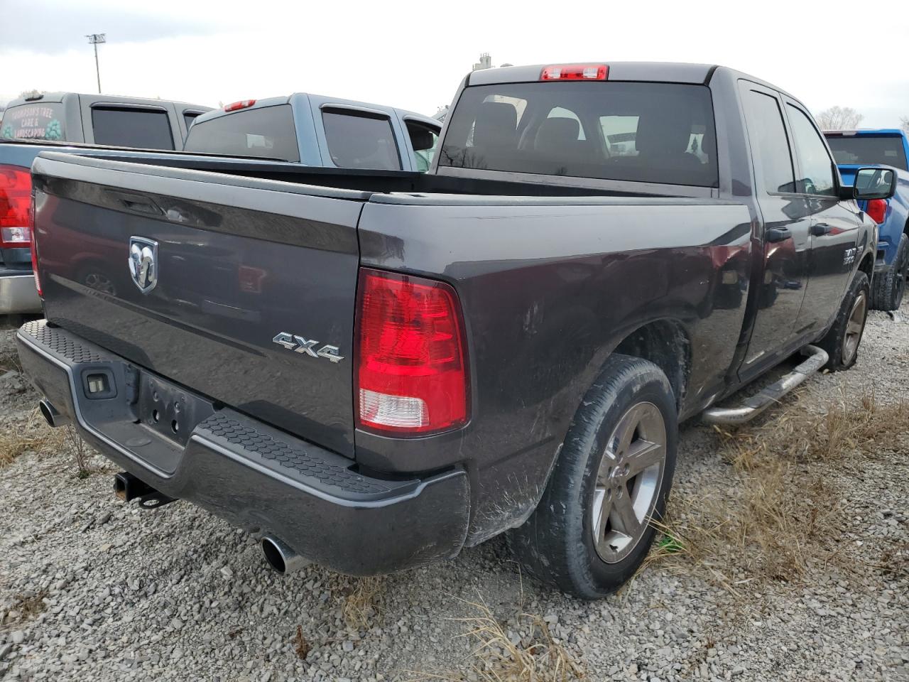 2017 RAM 1500 - Image 3