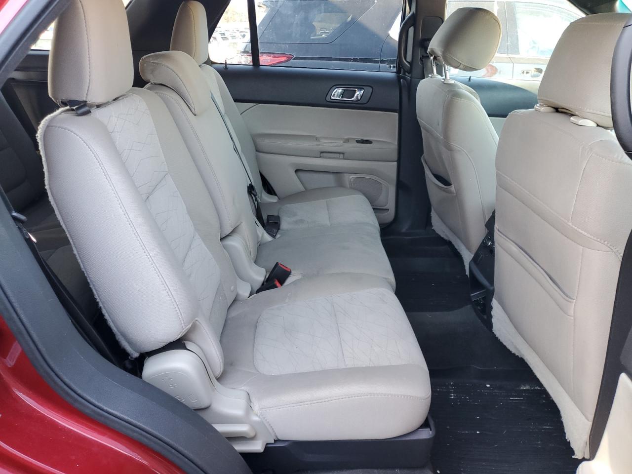 2015 Ford Explorer - Image 11