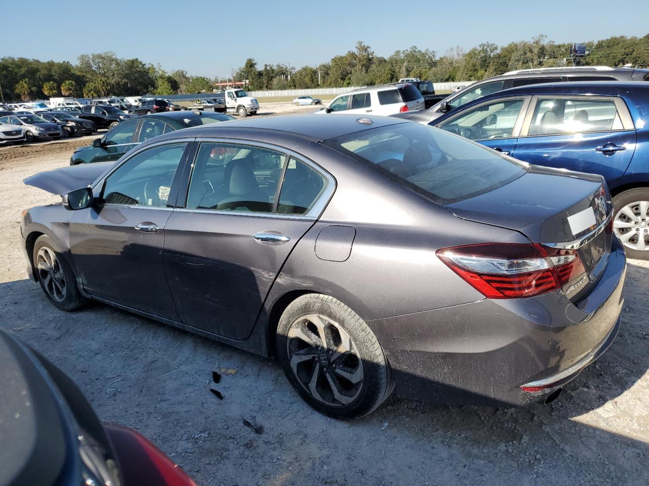 VIN 1HGCR3F86HA037336 2017 HONDA ACCORD no.2