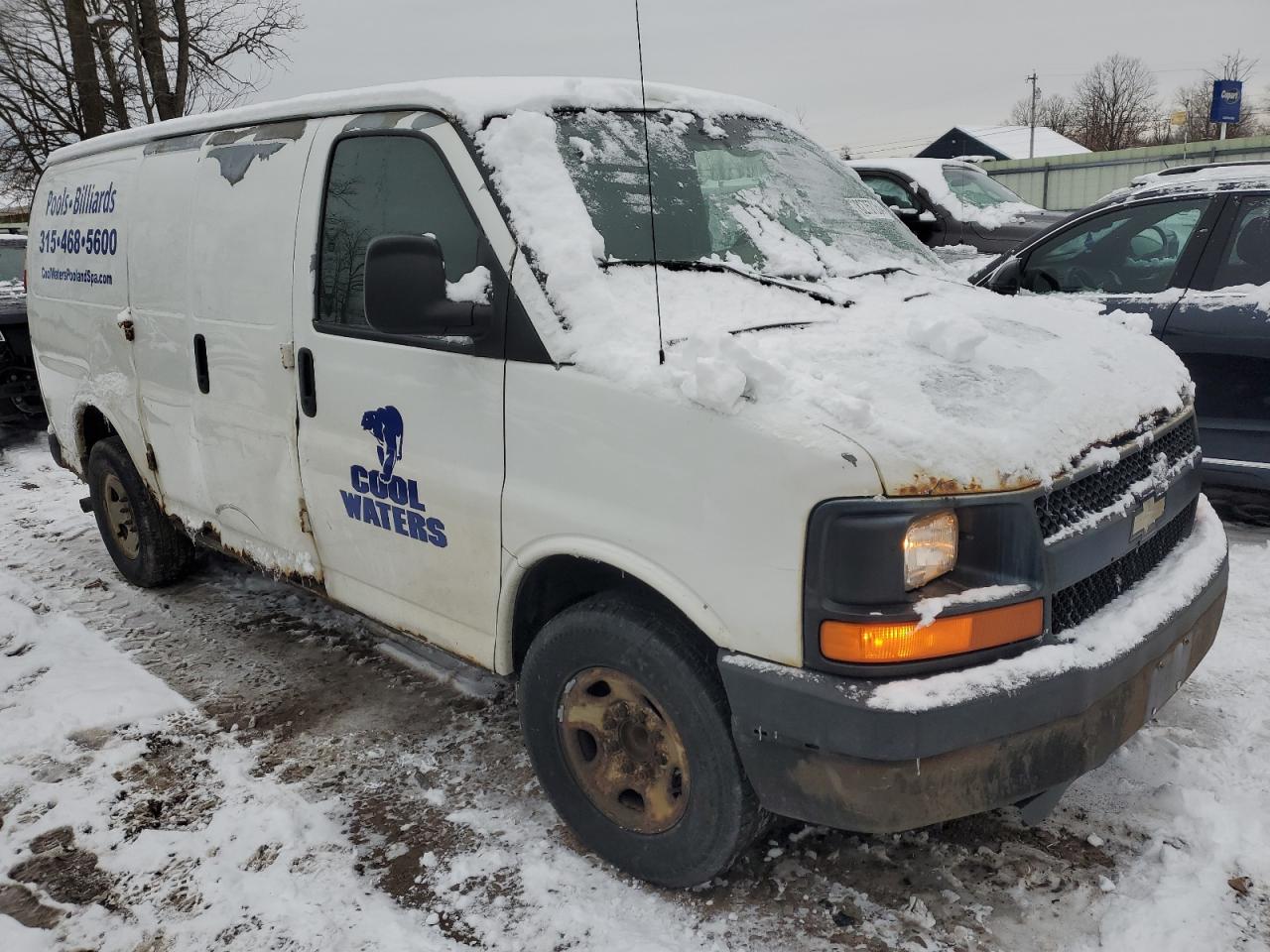 2009 Chevrolet Express - Image 4
