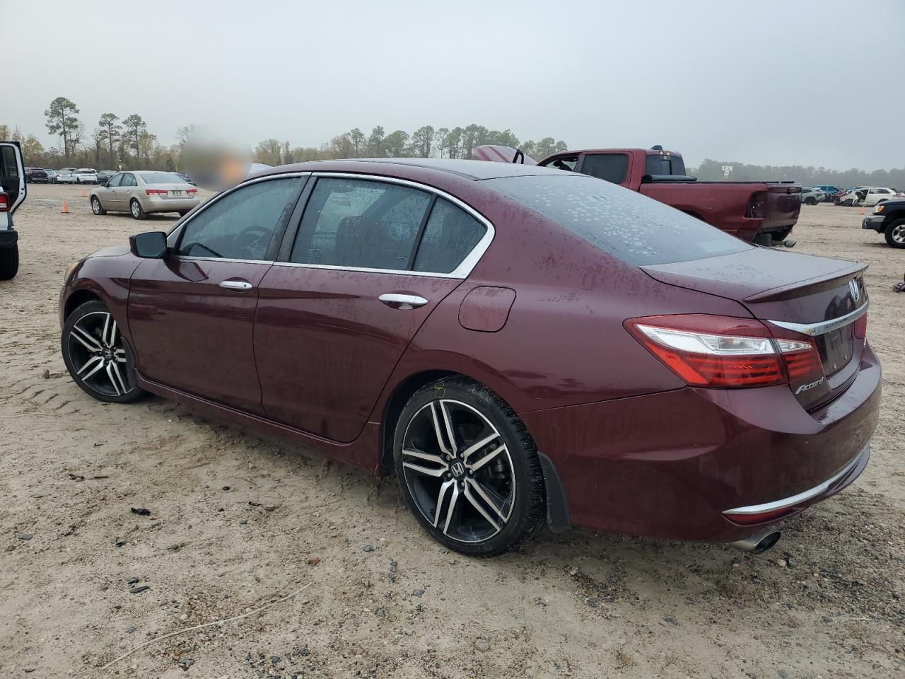 VIN 1HGCR2F50HA143605 2017 HONDA ACCORD no.2