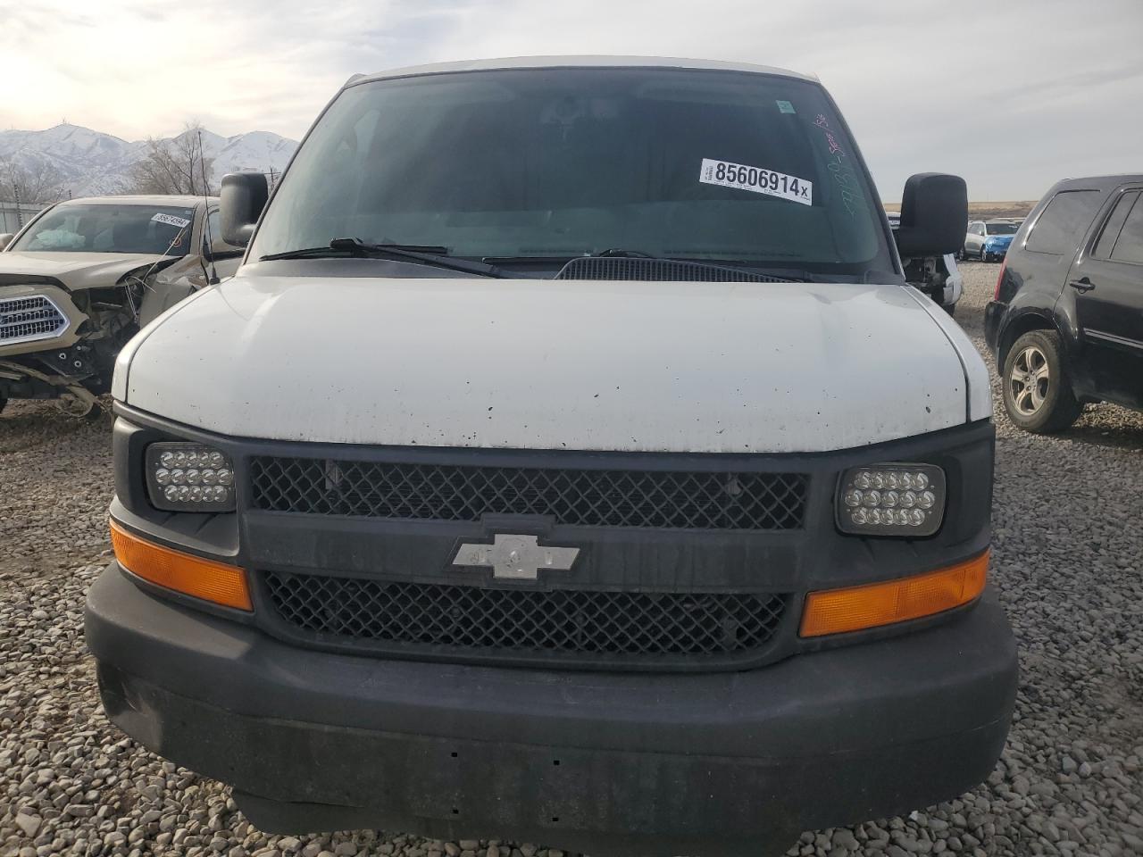 VIN 1GCWGGCF3F1165087 2015 CHEVROLET EXPRESS no.5