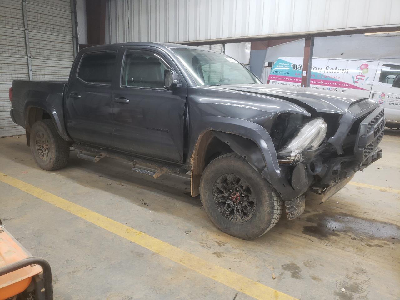 2022 Toyota Tacoma - Image 4