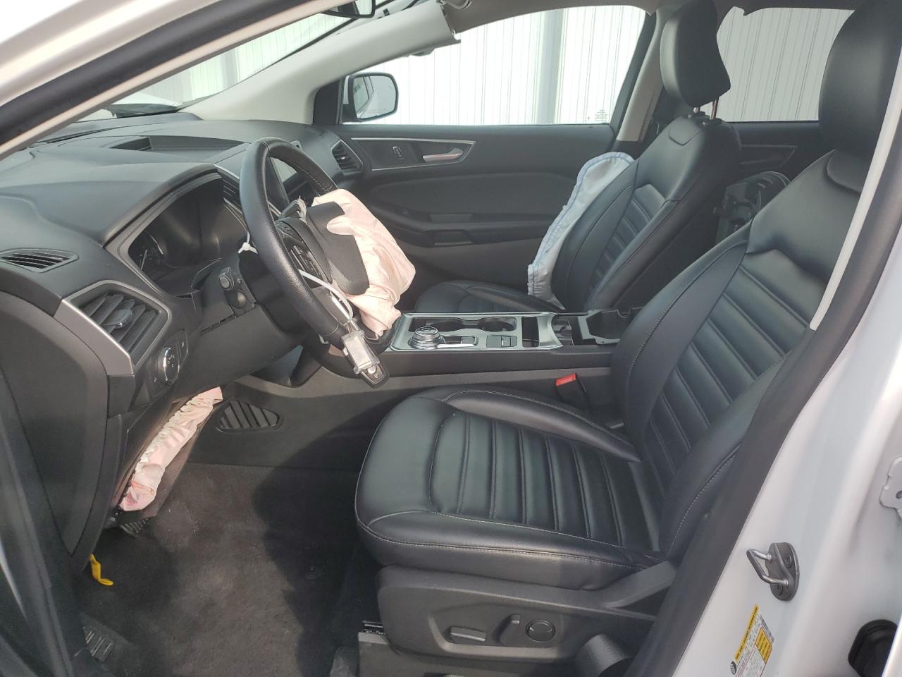 2022 Ford Edge - Image 7