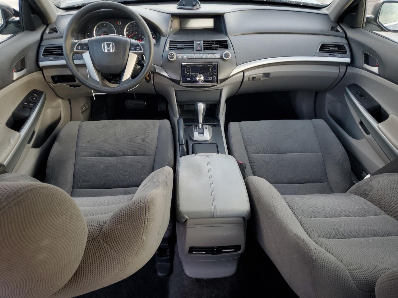 2010 Honda Accord - Image 8