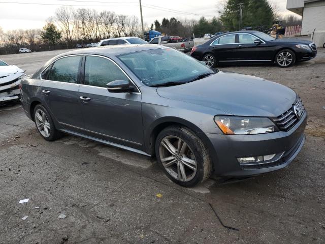 Sedans VOLKSWAGEN PASSAT 2013 Charcoal