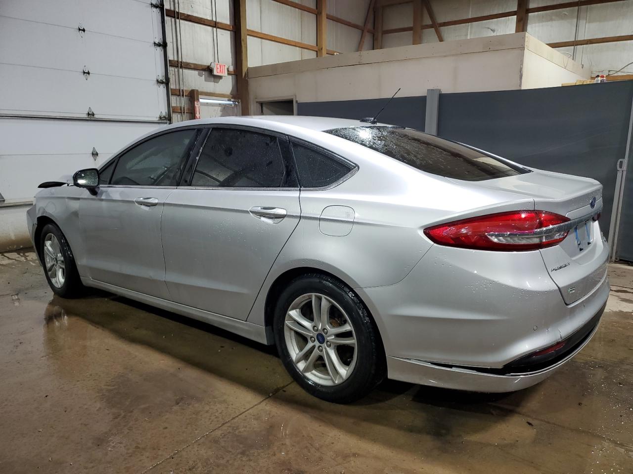 VIN 3FA6P0HD7JR259556 2018 FORD FUSION no.2